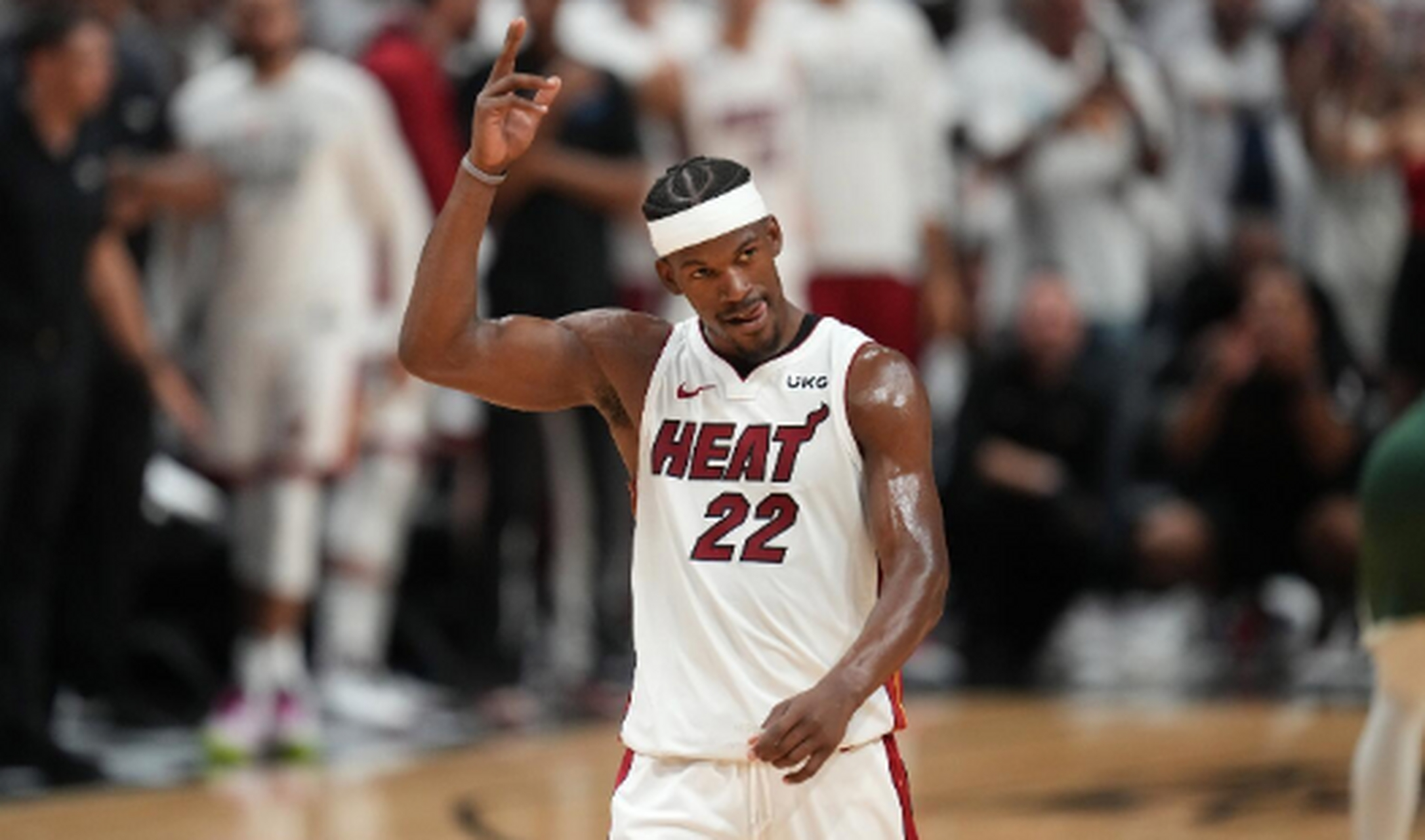 NBA常规赛冲刺阶段走向成谜，法兰克福再遭质疑，赛场秩序良好，训练强度明显提升的简单介绍-LOL官网登录入口