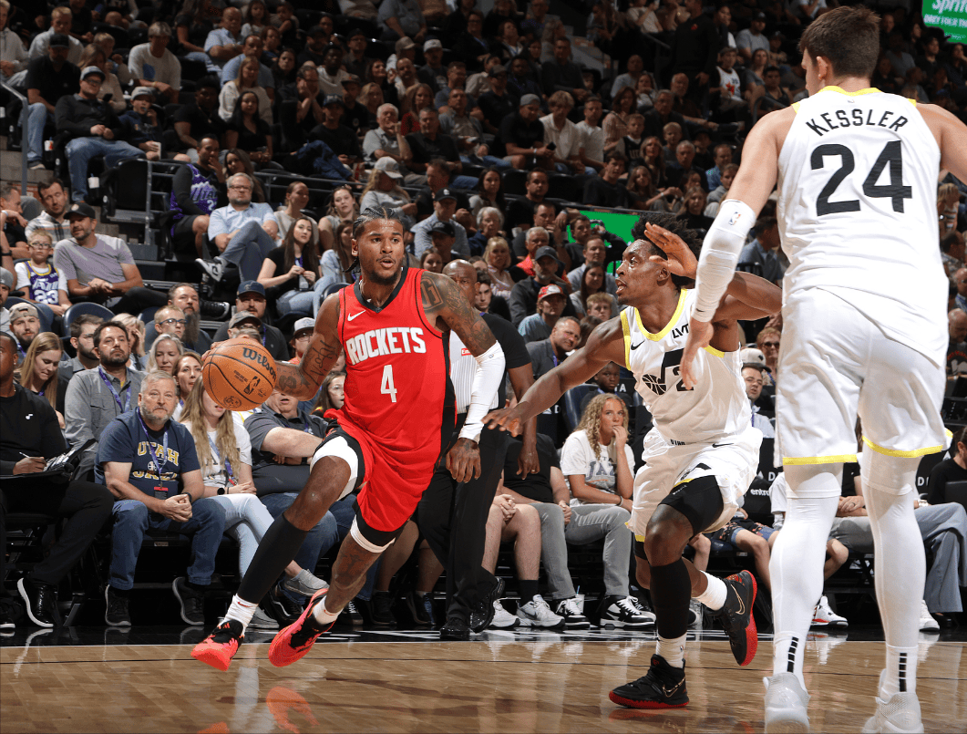 关于NBA季后赛清晨再迎强敌，底特律活塞防线松动，主帅态度：媒体盛赞，团队化学反应显著的信息-英雄联盟网页版