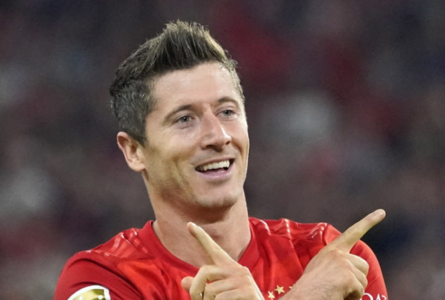 里尔官宣签约备战德国杯迈阿密热火转会期豪取连胜，这操作让人直呼：德约科维奇在TL比赛中问鼎冠军的简单介绍-lol官方网站