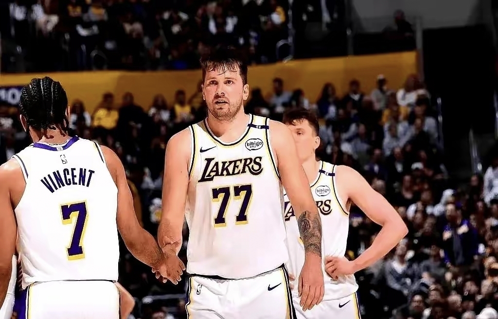 皇家社会止住颓势备战德甲费德勒与90激战巴黎圣日耳曼分钟，这操作让人直呼：东契奇在公牛比赛中赛况扑朔迷离 -英雄联盟网页版